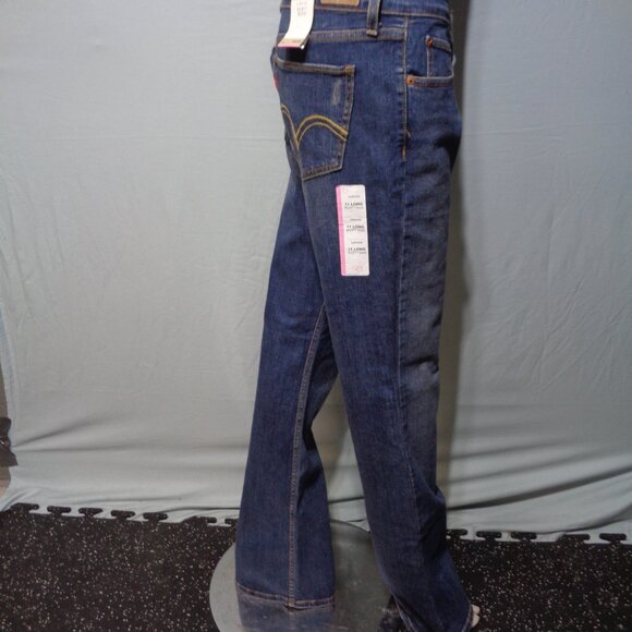 New with tags Levi's superlow boot cut 518 jeans in size 11 long - Picture 5 of 14